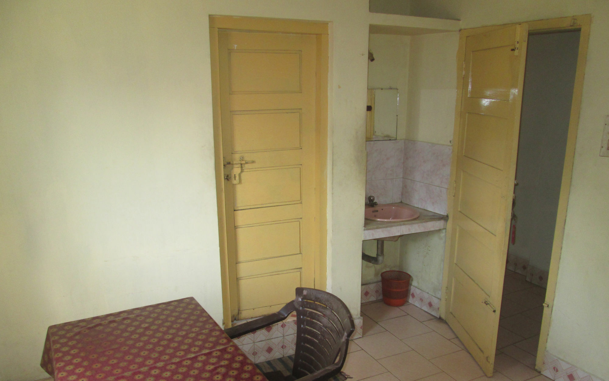 St. Antonys Lodge Kochi Eksteriør bilde